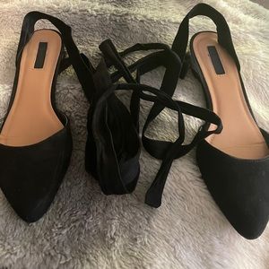 Forever21 sexy little strappy black flats
